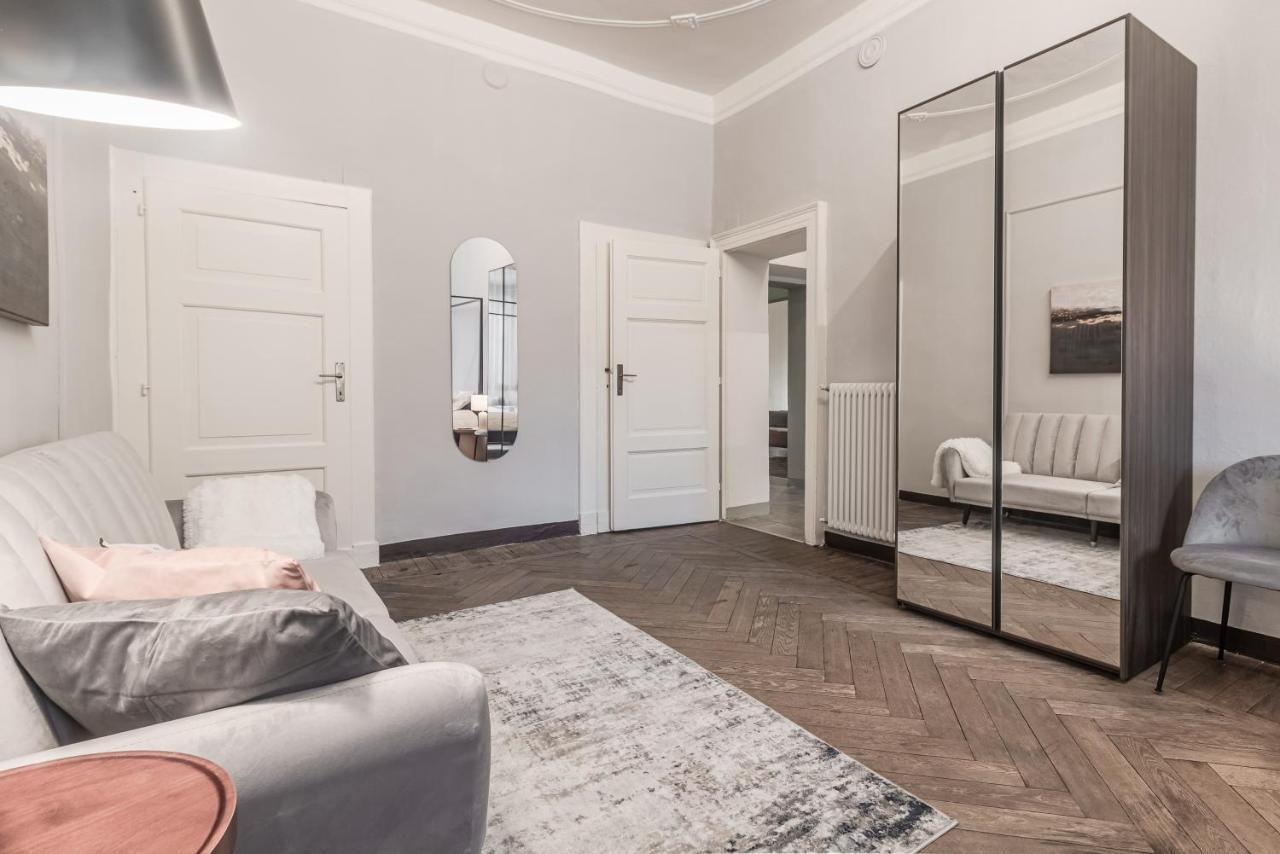 Apartament 5 Min Historic Center Luxury White Lotus Mansion Como Zewnętrze zdjęcie